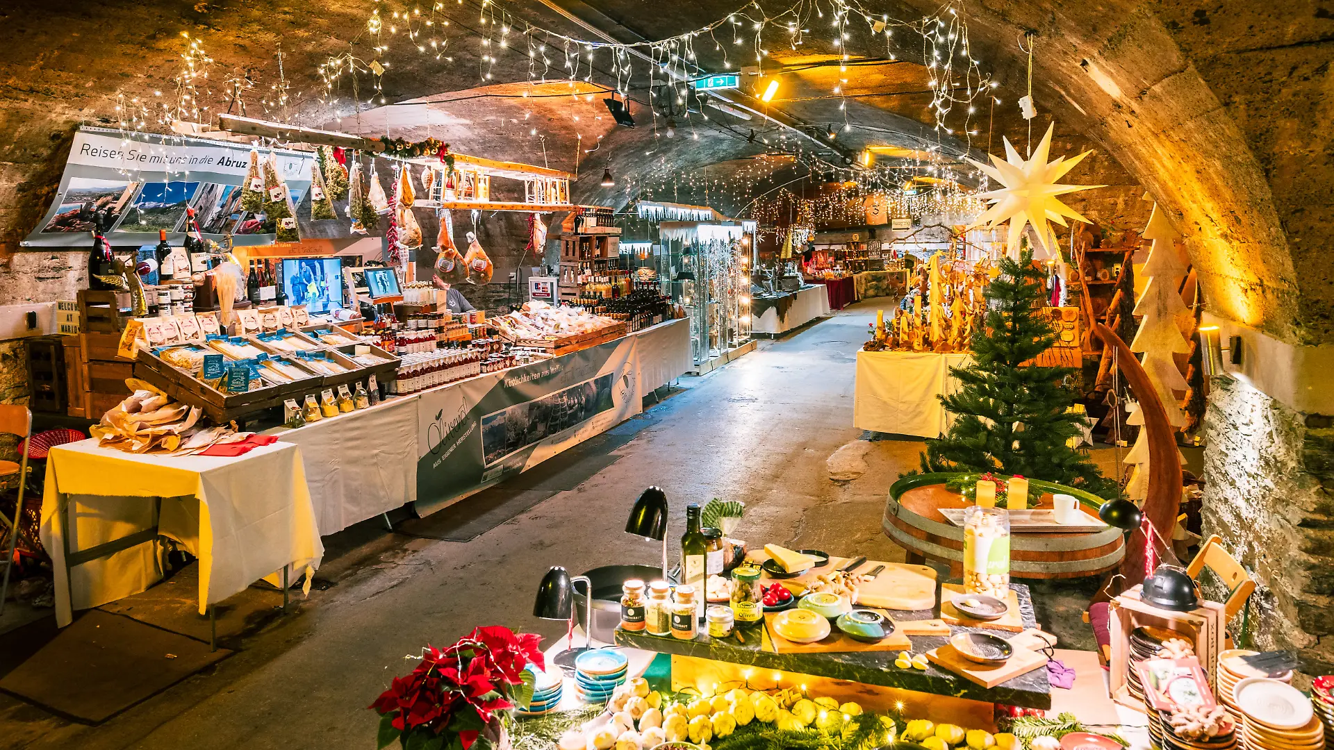 Der unterirdische Weihnachtsmarkt in den Weinkellern des Moselorts Traben-Trarbach