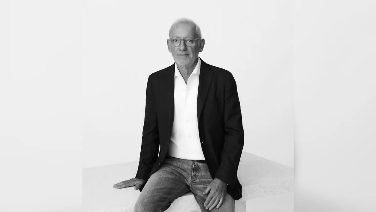 Mit dem plötzlichen Tod von Isak Andiç Ermay verliert die Modewelt einen ihrer einflussreichsten Akteure.