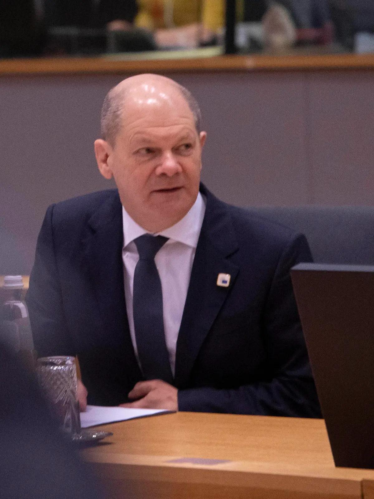  Second Day Of The European Council Summit In Brussels Olaf Scholz the Federal Chancellor of Germany at the second day of the European Council Summit in Brussels. EU leaders arrive at the round table room in EU headquarters for the meeting. The main topic of this meeting is the military aggression of Russia against Ukraine and the European gas and LNG supply after a deal with the US. Brussels, Belgium on March 25, 2022 Brussels Belgium PUBLICATIONxNOTxINxFRA Copyright: xNicolasxEconomoux originalFilename: economou-secondda220325_np5p0.jpg