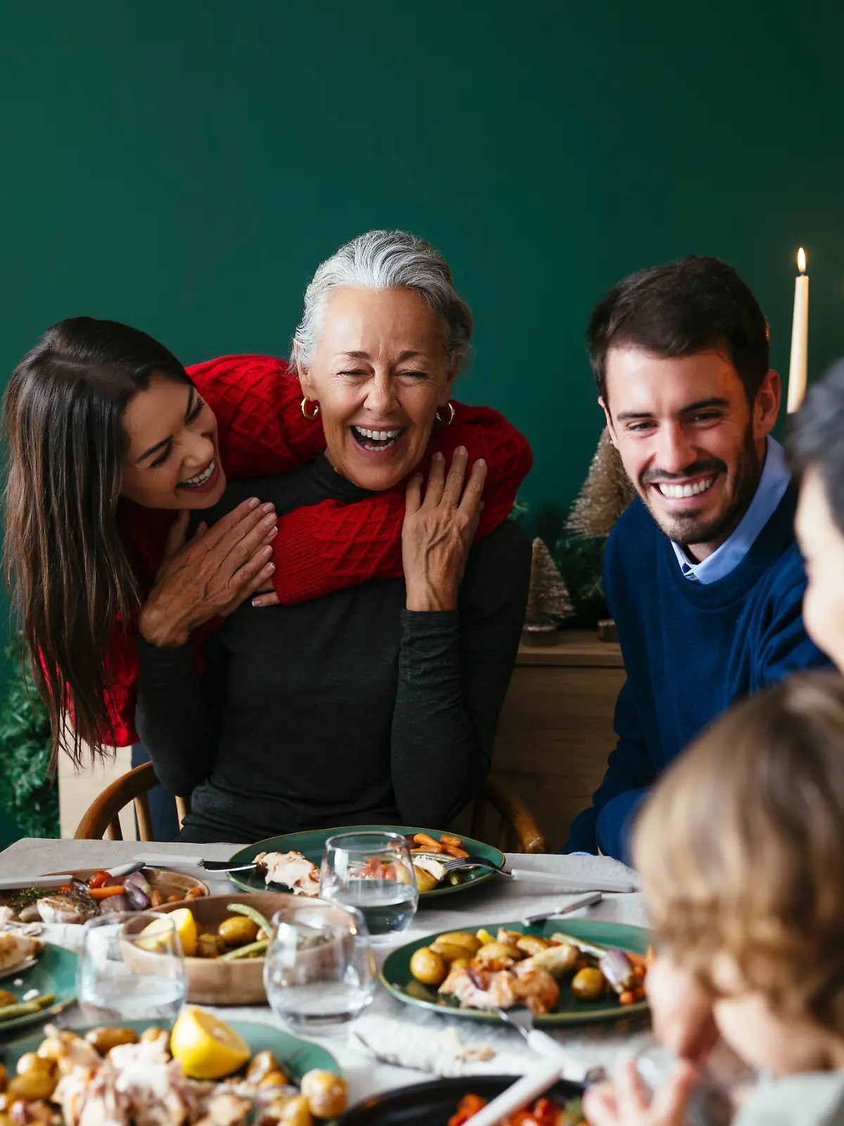 Bild zu: "So kommt ihr günstig durch die Weihnachtszeit!"