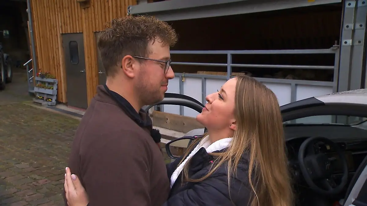 Für Bauer Marcel ist Jasmin kein Weg zu weit Bei „Bauer sucht Frau“ verliebt