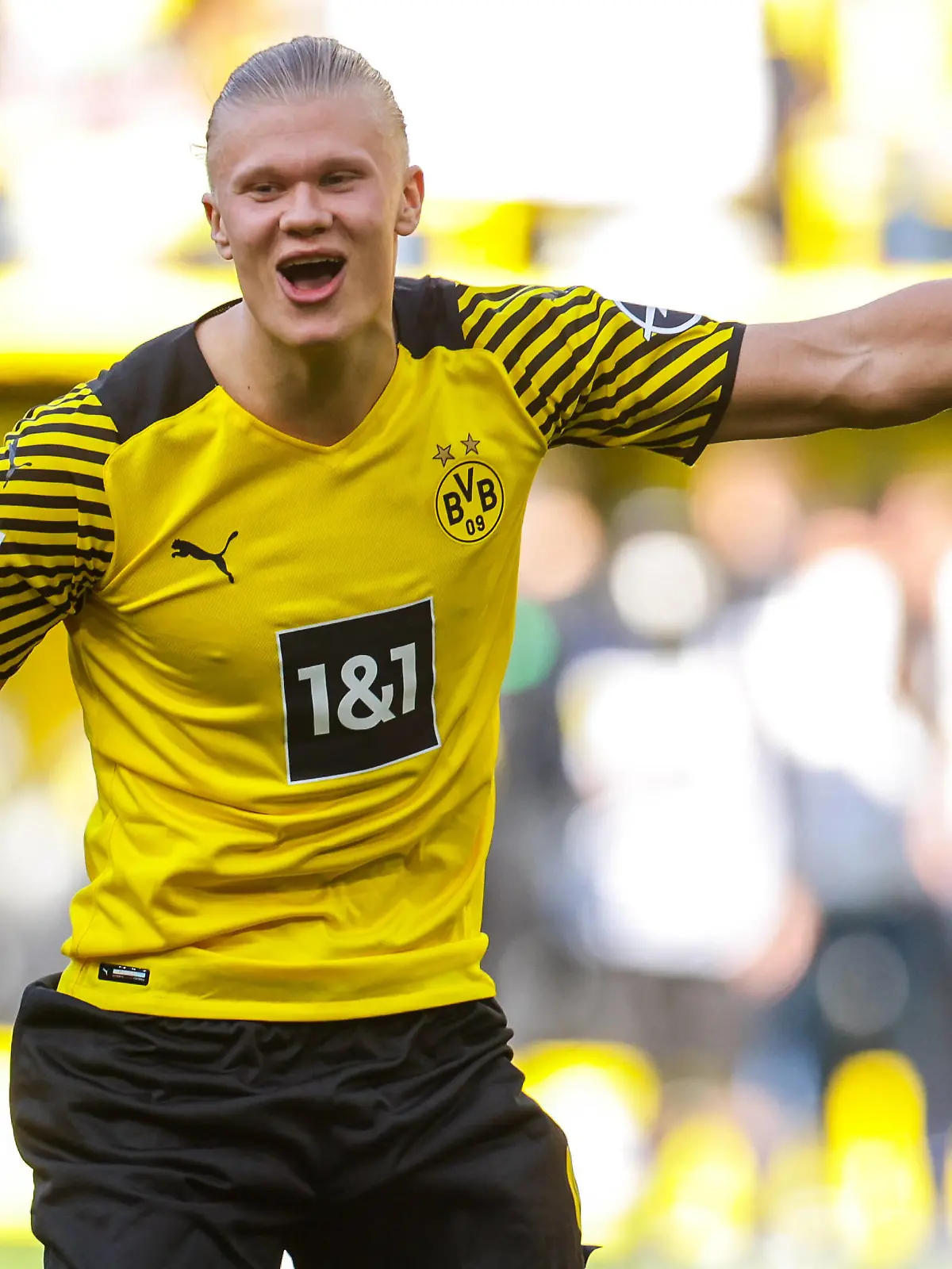 16.04.2022, Fussball, Saison 2021/2022, 1. Bundesliga, 30. Spieltag, Borussia Dortmund - VfL Wolfsburg, Erling Haaland Borussia Dortmund, Foto: Dennis Ewert/RHR-FOTO xRHR-FOTO/DEx *** 16 04 2022, Football, 2021 2022 season, 1 Bundesliga, Matchday 30, Borussia Dortmund VfL Wolfsburg, Erling Haaland Borussia Dortmund , Photo Dennis Ewert RHR PHOTO xRHR PHOTO DEx 