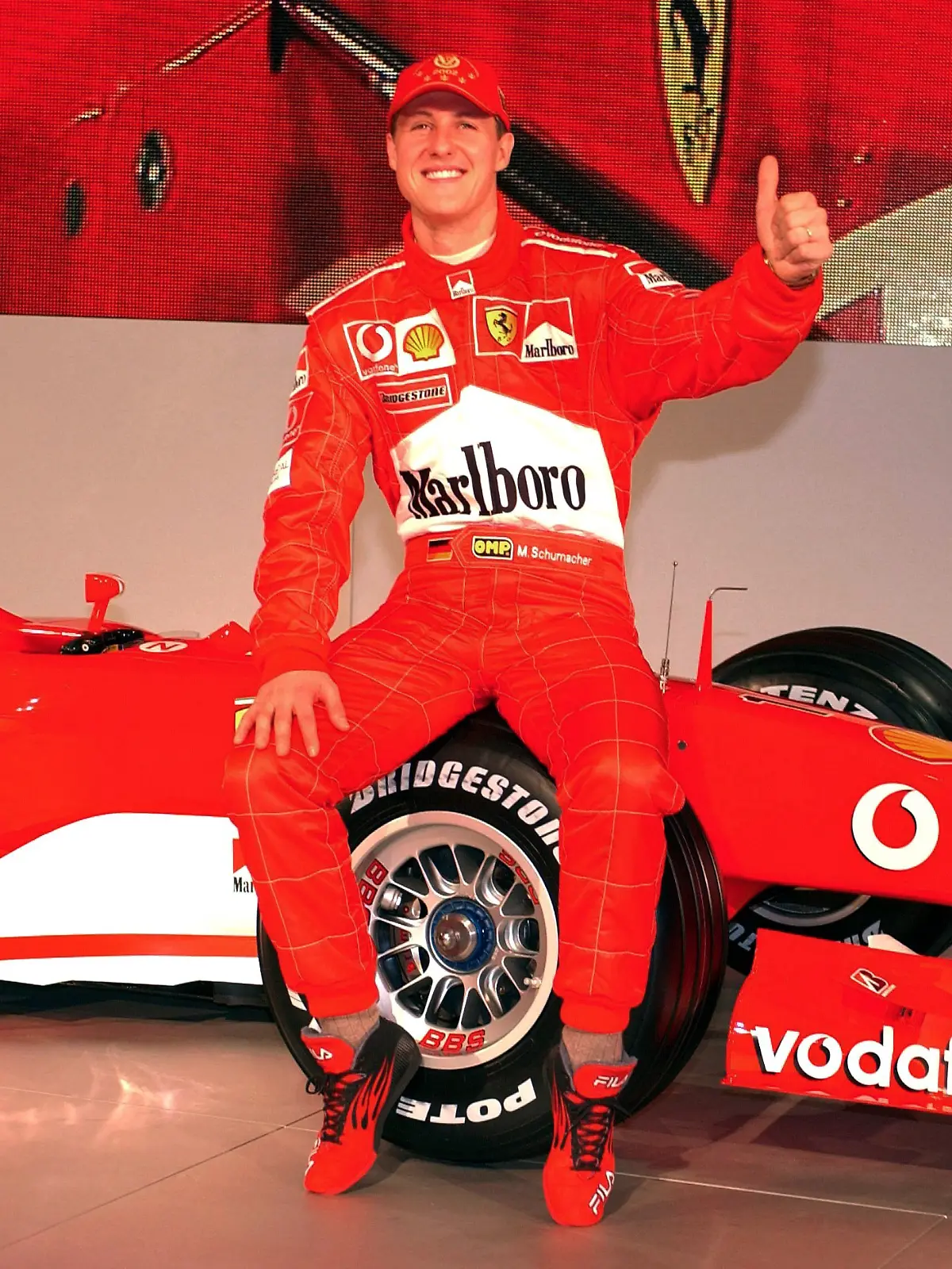 Michael Schumacher bei der Präsentation des Ferrari „F2003-GA” für die Saison 2003.