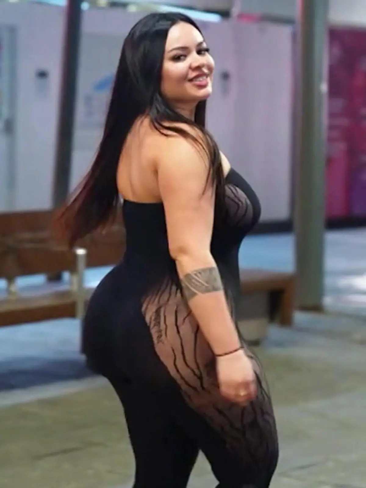 Bild zu: "Er will weiterhin ALLES von ihr sehen! OnlyFans-Model (29) entlarvt Verwandten"