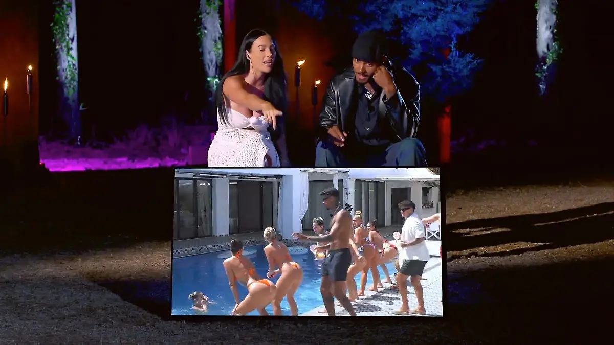 Jessica und Germain gönnen sich am Lagerfeuer nichts Eskalation bei „Temptation Island VIP“