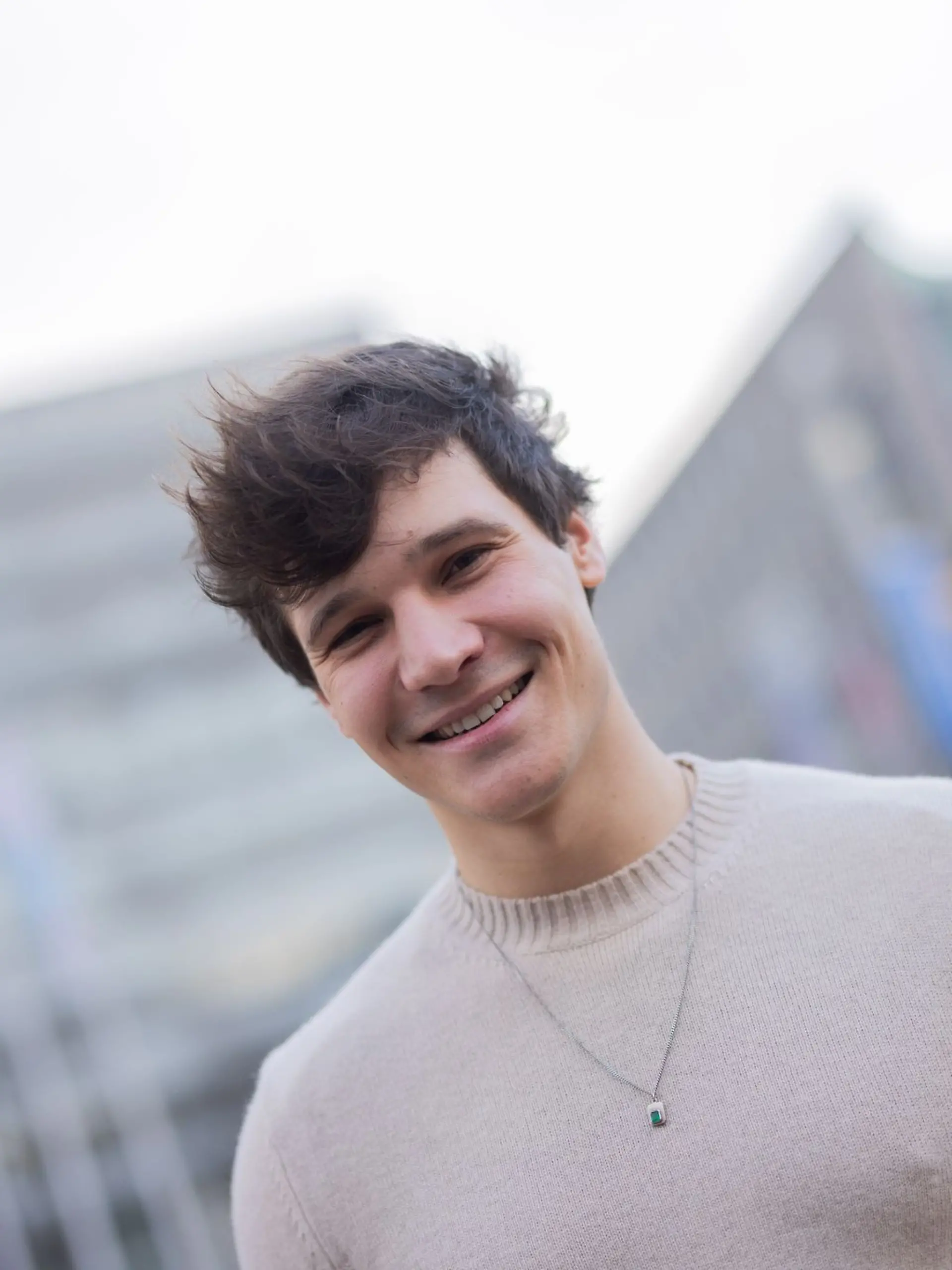 Bild zu: "Goldener Ring am Finger: Hat Wincent Weiss geheiratet?"