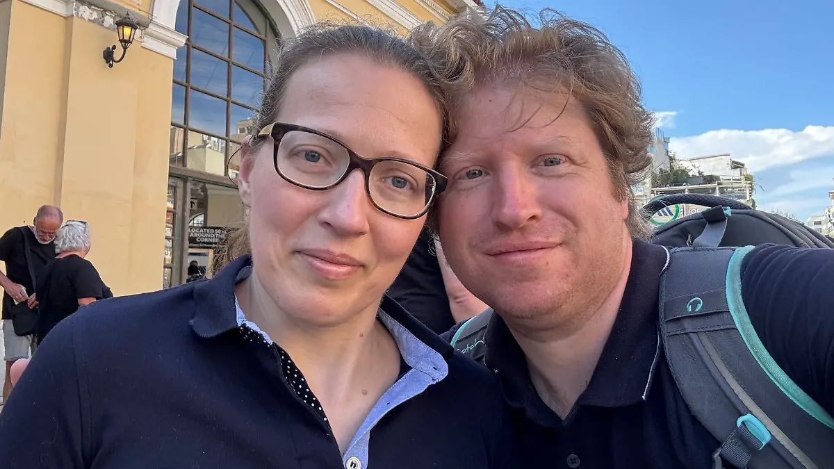 Nadine und ihr Mann Cornelius stehen alles gemeinsam durch, egal, welche Hürden sie überwinden müssen
