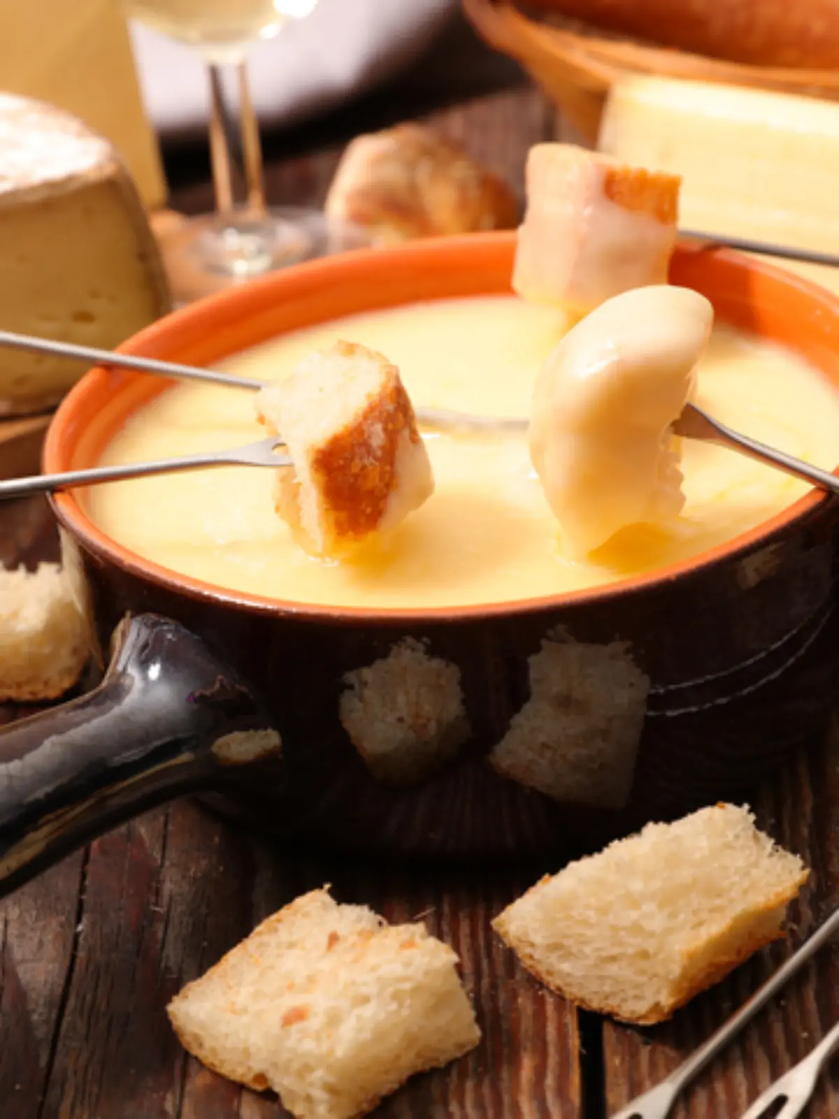 Käsefondue mit Brot