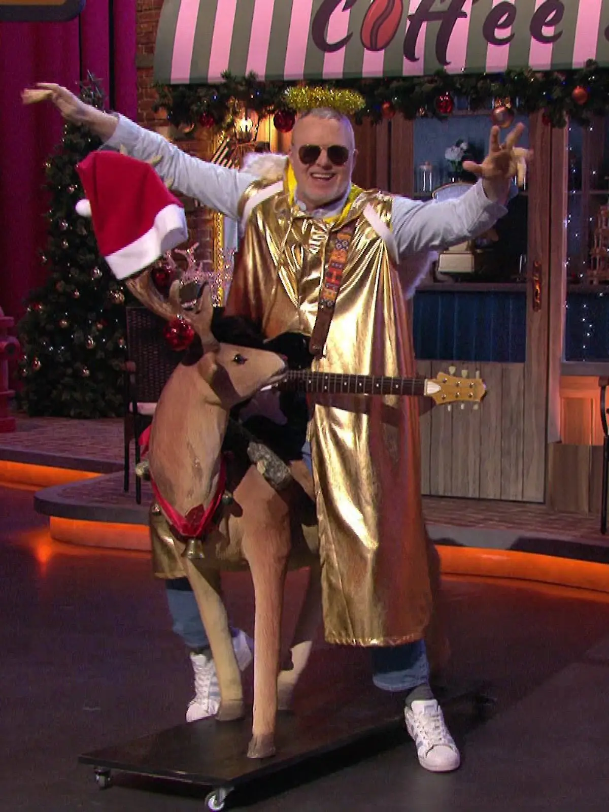 Stefan Raab als Christkind 