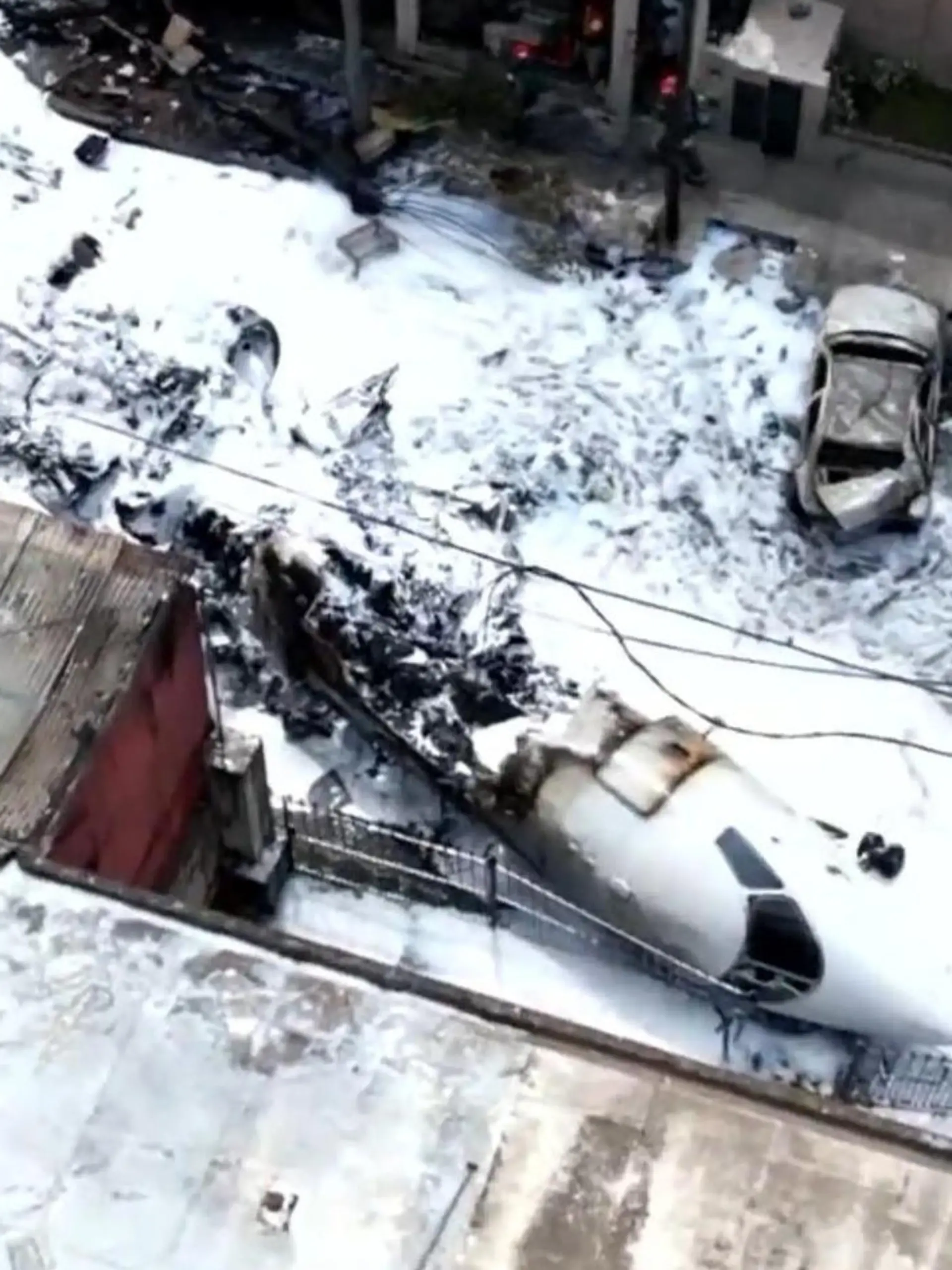 Buenos Aires: Flugzeug kracht in Wohnhaus