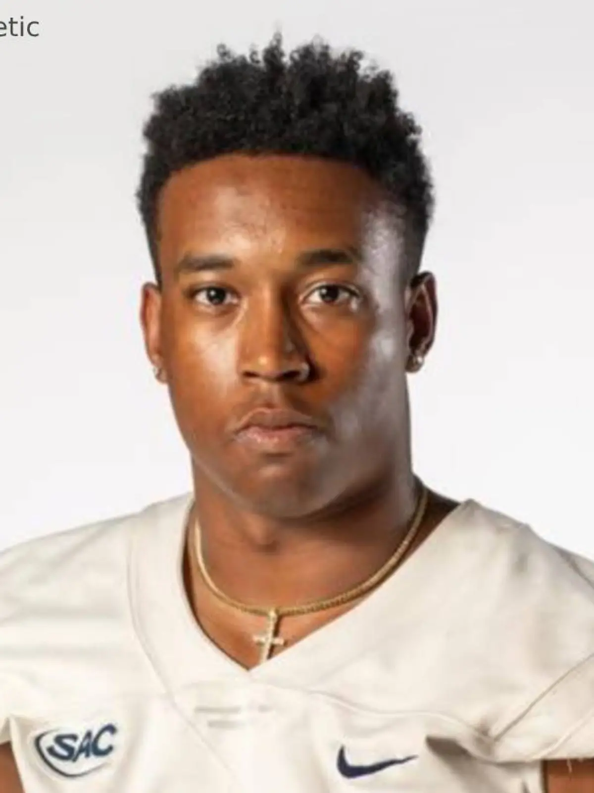 James Thomas K. war College-Footballer