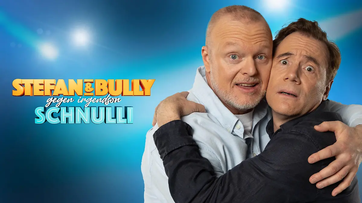 Stefan Raab (l.) und Michael Bully Herbig bilden in einer neuen Live-Show ein Dreamteam und treten gegen einen Kandidaten an, der drei Mitbewerber besiegt hat. Elton führt als Spielleiter durch die Show, Frank Buschmann kommentiert die Battles.
+++ Die Verwendung des sendungsbezogenen Materials ist nur mit dem Hinweis und Verlinkung auf RTL+ gestattet. +++