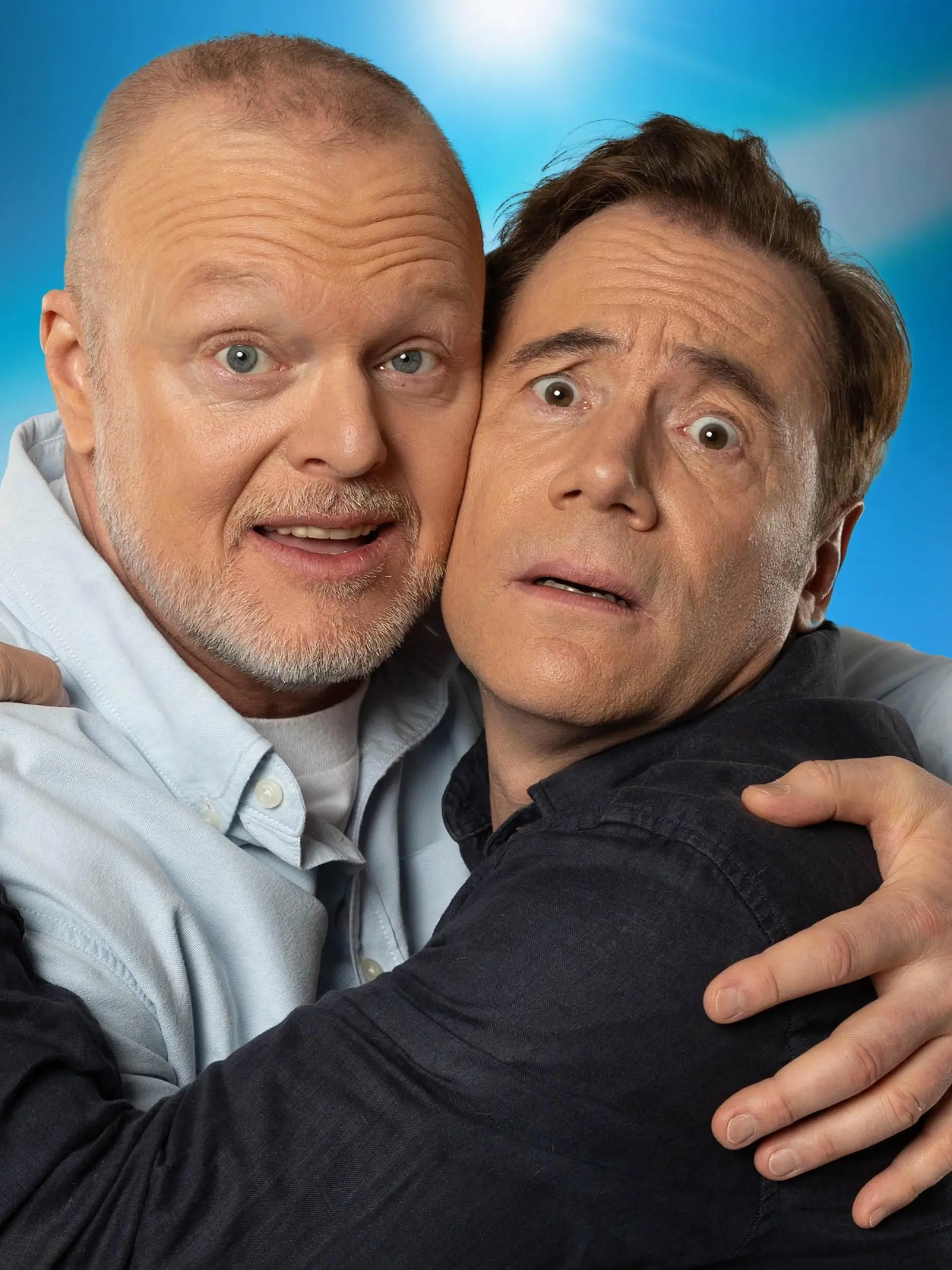 Stefan Raab (l.) und Michael Bully Herbig bilden in einer neuen Live-Show ein Dreamteam und treten gegen einen Kandidaten an, der drei Mitbewerber besiegt hat. Elton führt als Spielleiter durch die Show, Frank Buschmann kommentiert die Battles.
+++ Die Verwendung des sendungsbezogenen Materials ist nur mit dem Hinweis und Verlinkung auf RTL+ gestattet. +++