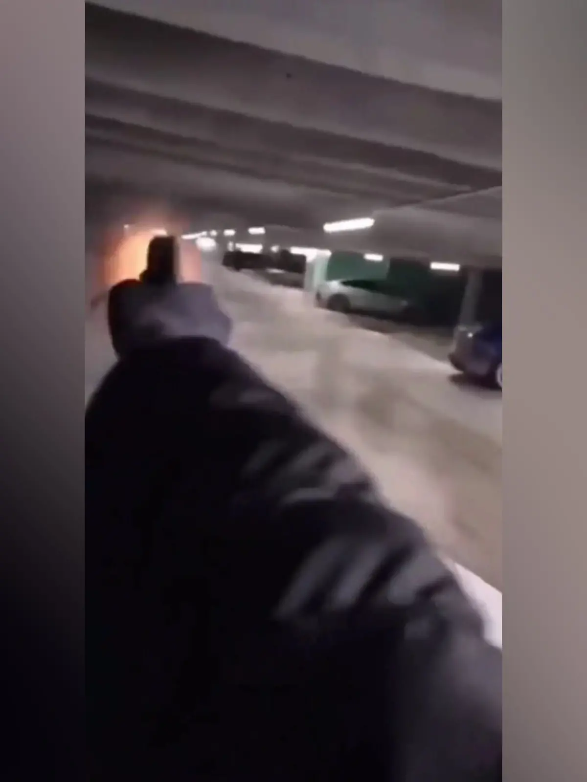 Ein junger Mann wurde in einem Parkhaus in Schweden erschossen. Bei dem Opfer könnte es sich um den Rapper Gaboro handeln. 