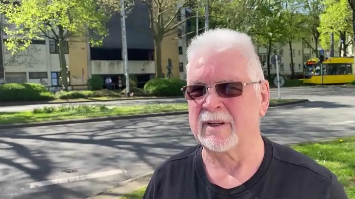 Robert Blech wohnt in Essen am Parkhaus.