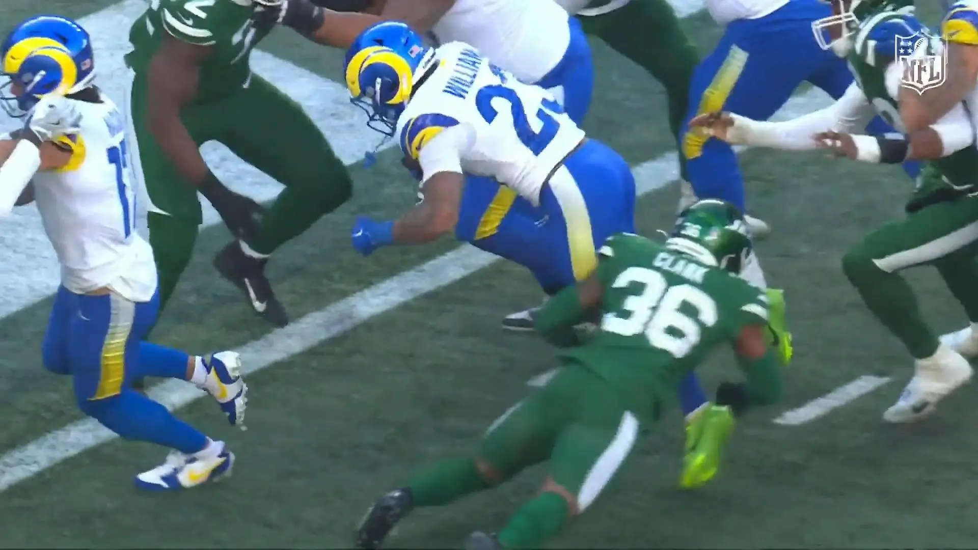 Williams dreizehnter Touchdown der Saison Rams maschieren zum Ausgleich