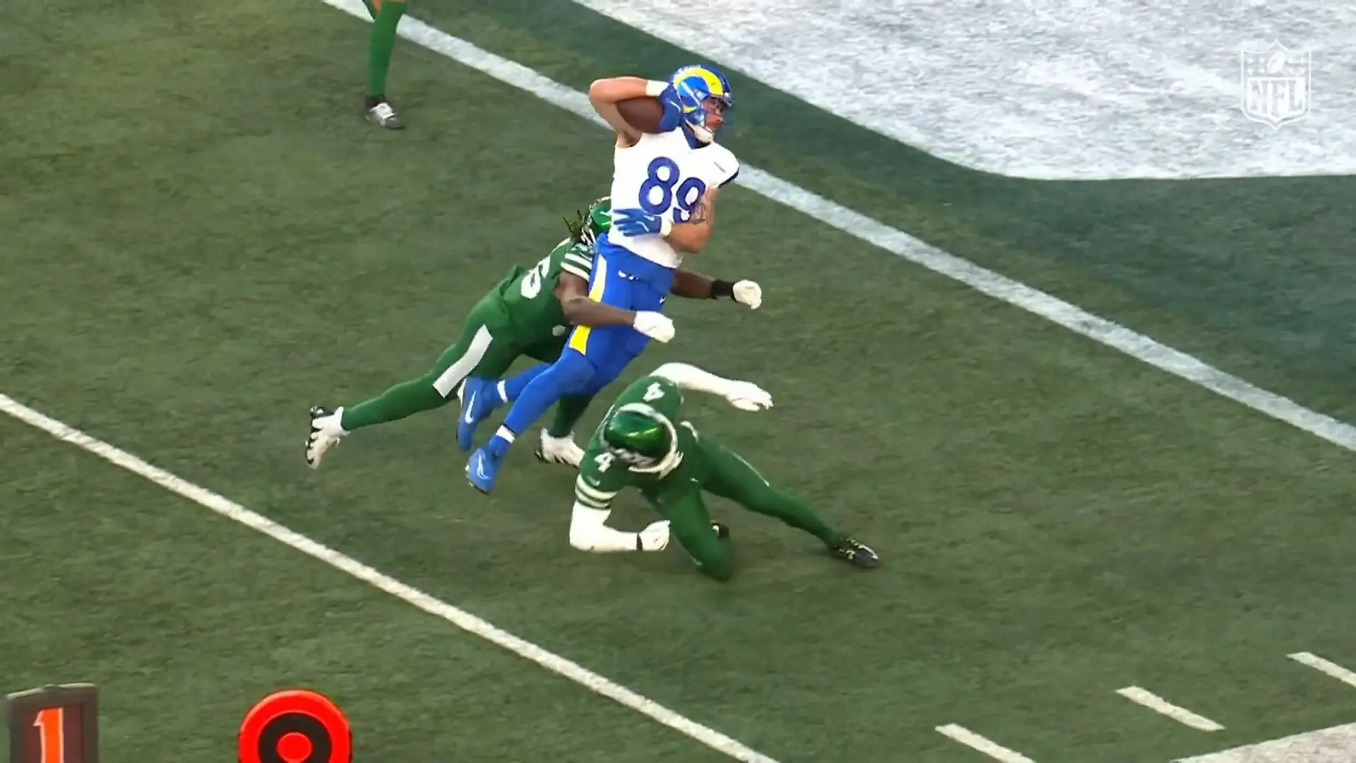Rams verwandeln Rodgers Fumble in Touchdown Rams gehen in Führung