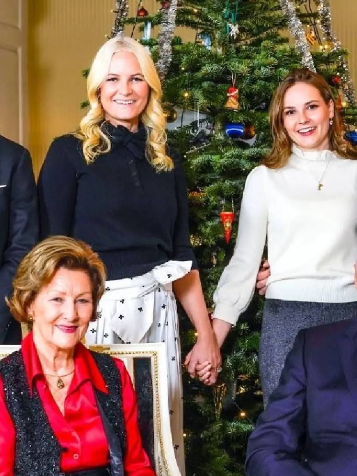 Die norwegische Königsfamilie und mehr - Alle Infos und News zu den Royals dieser Welt gibt’s auf RTL.de.
