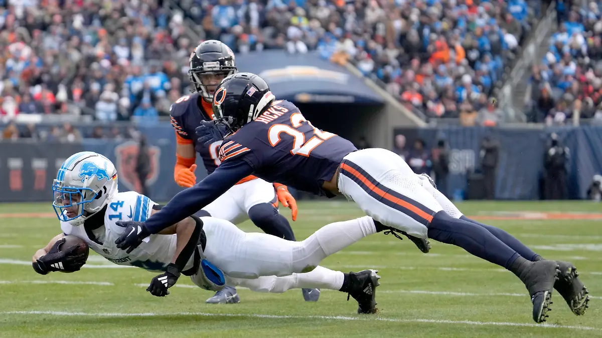 Amon-Ra St. Brown und die Lions schlagen die Chicago Bears.
