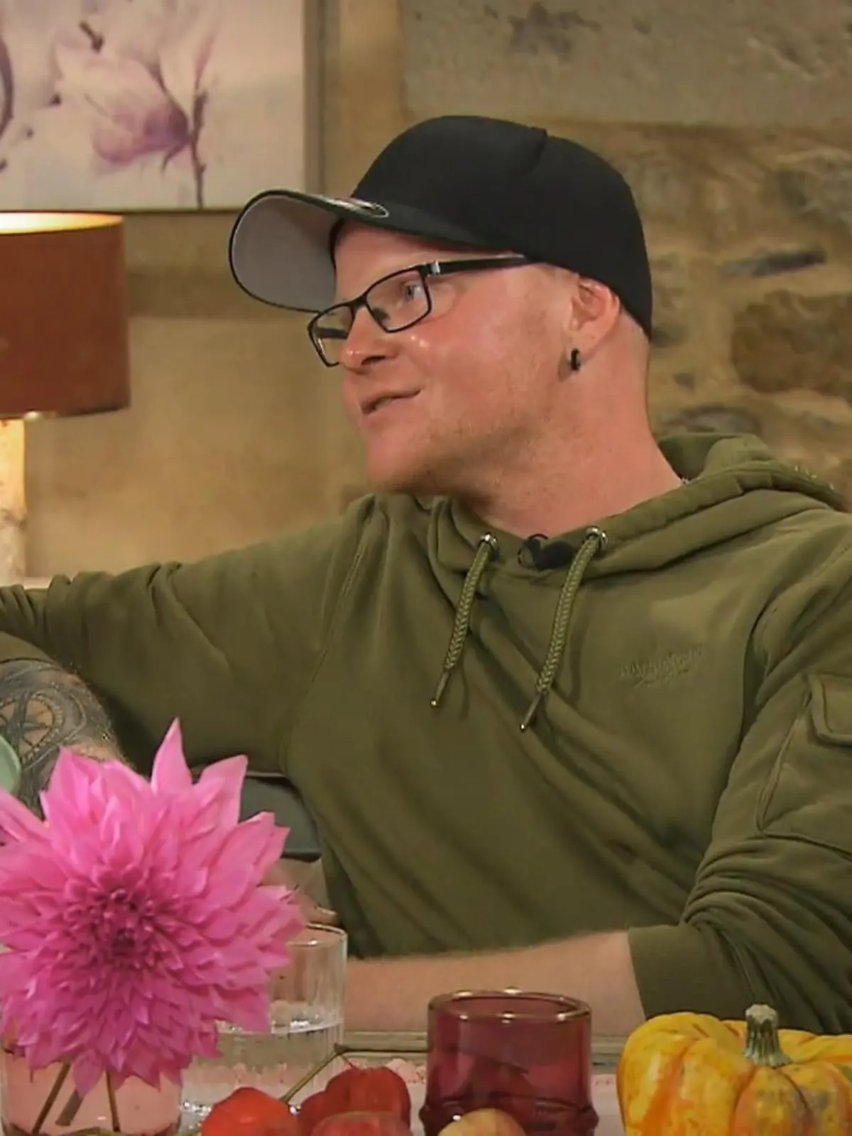Sophie und Bauer Andre beim Wiedersehen