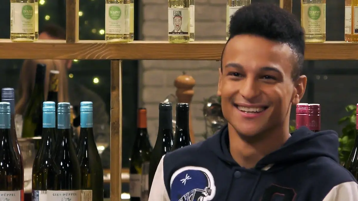 Prince Damien will nicht als Promi erkannt werden Beim "First Dates"-Promi-Spezial