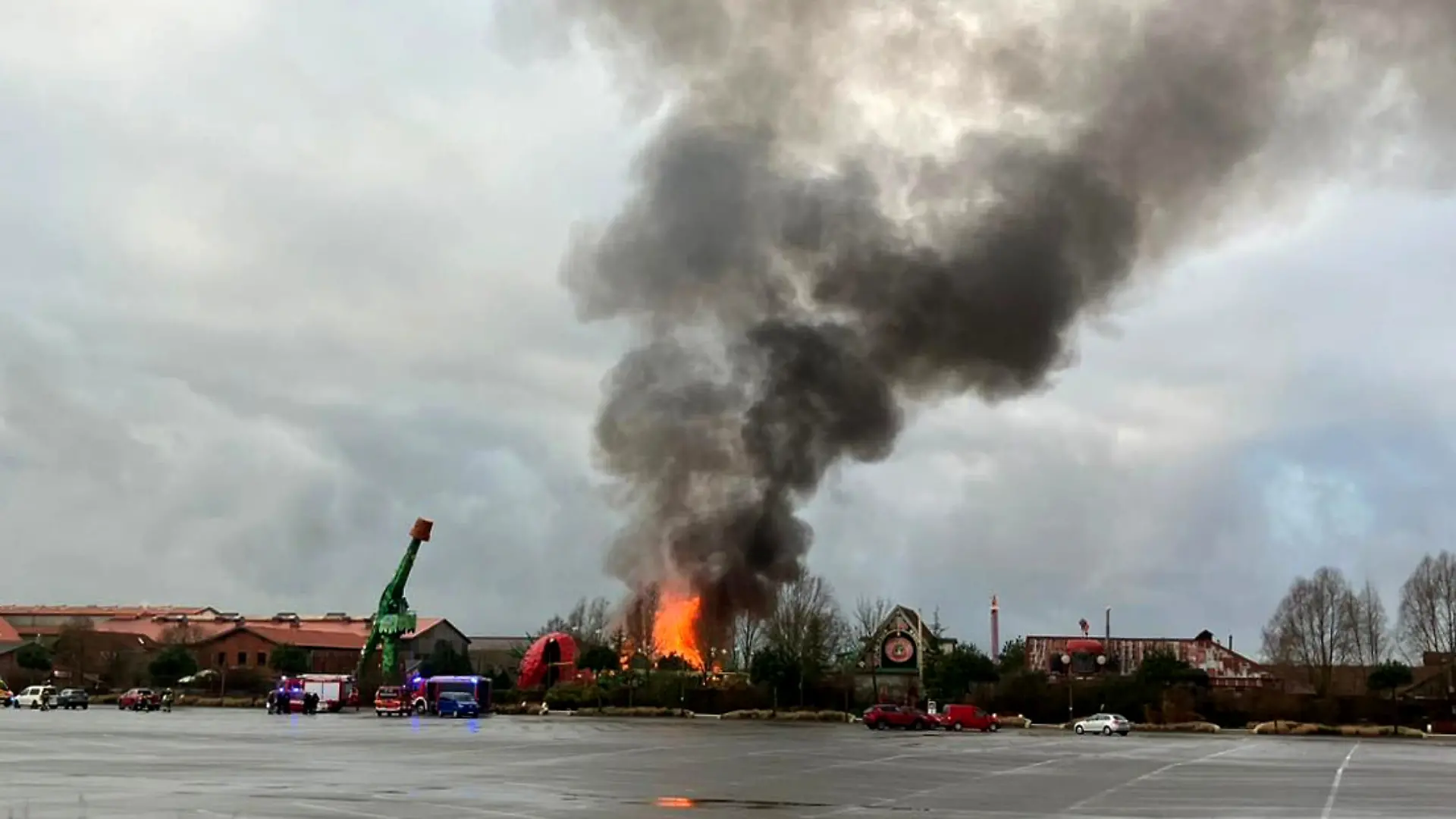 Millionenschaden bei Brand in «Karls Erlebnis-Dorf»