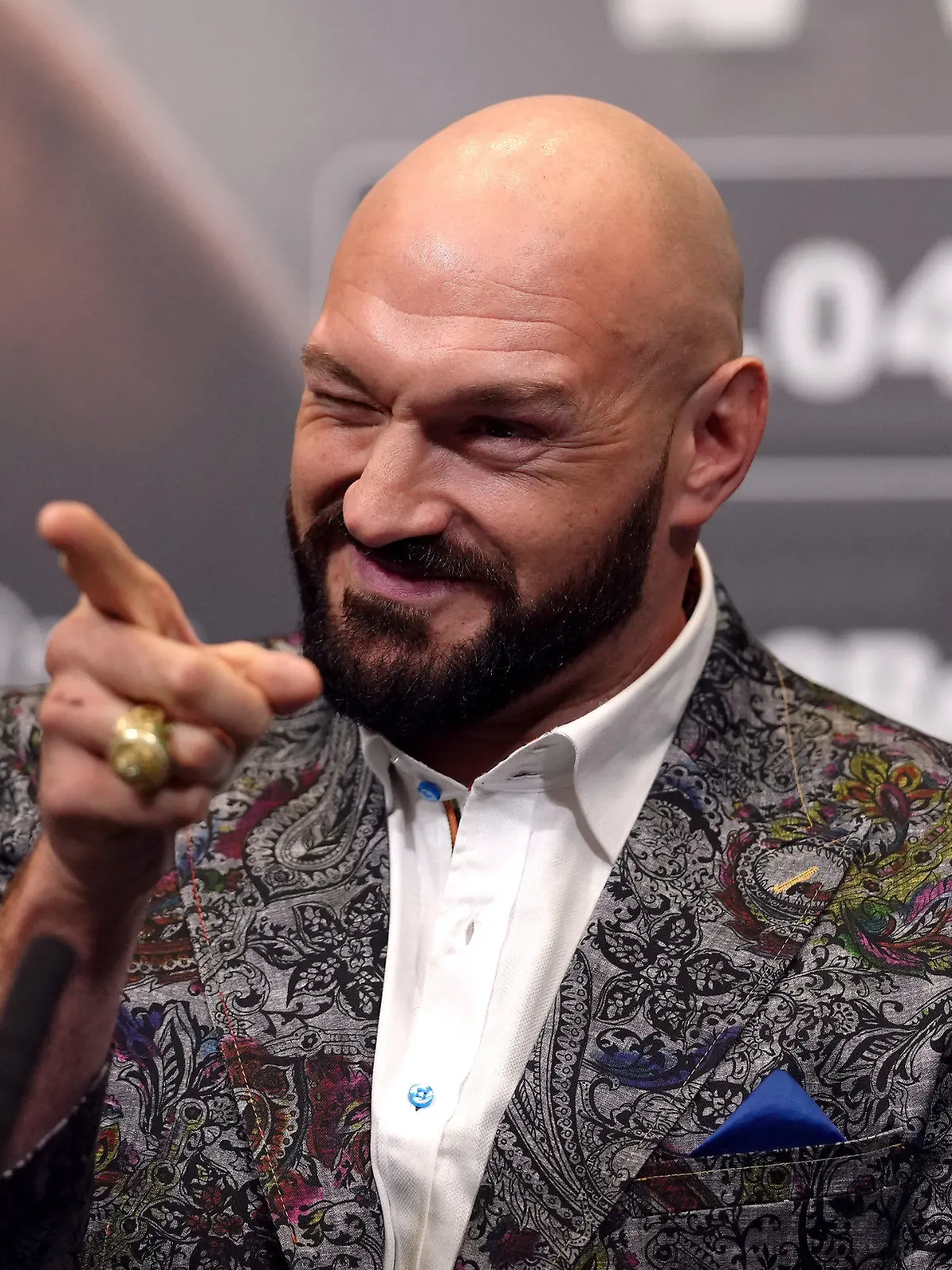 01.03.2022, Großbritannien, London: Tyson Fury, Box-Weltmeister aus Großbritannien, während einer Pressekonferenz im Wembley-Stadion. Fury wird seinen Schwergewichtstitel des Verbandes WBC am 23. April gegen seinen Landsmann Dillian Whyte verteidigen. Foto: John Walton/PA Wire/dpa +++ dpa-Bildfunk +++