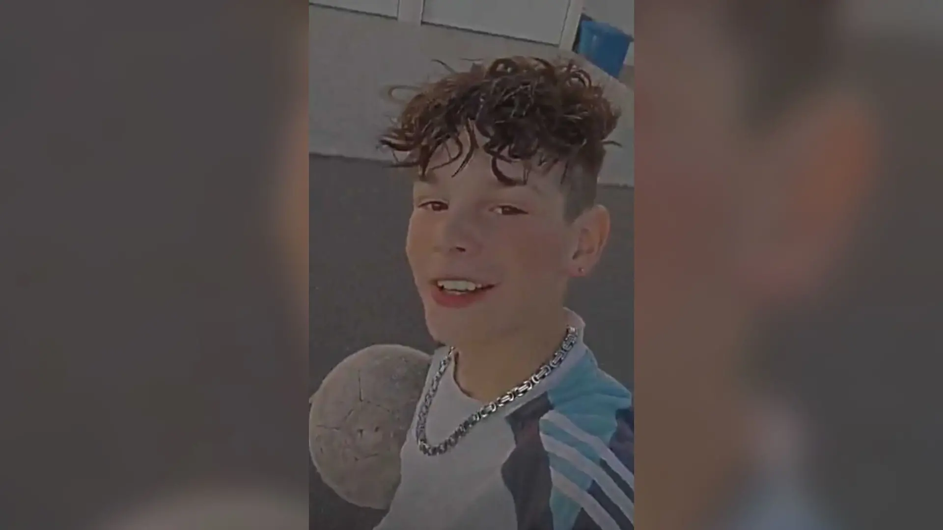 Nach dem schrecklichen Schuss ins Auge kämpft Damian um sein Leben.