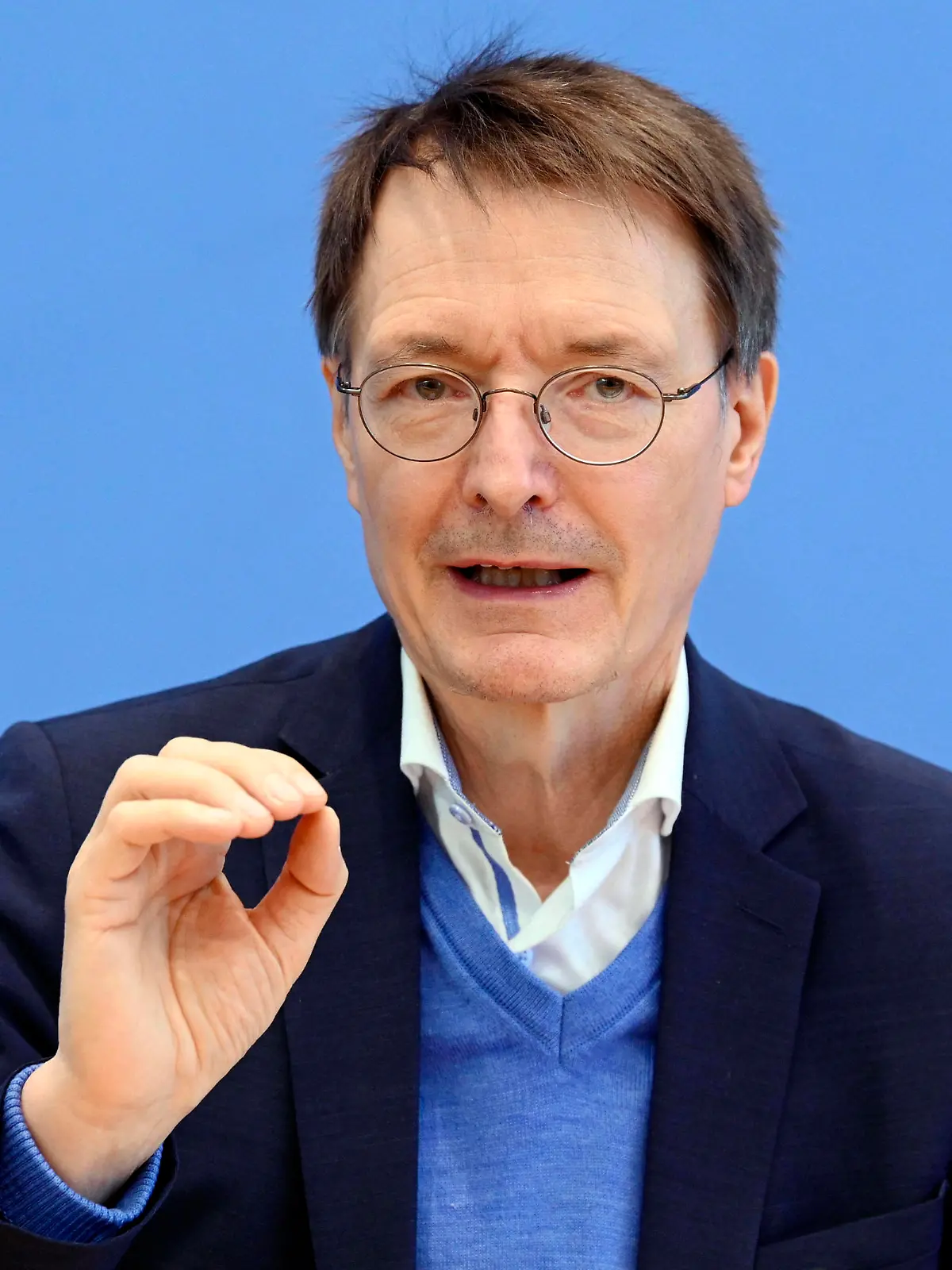 Karl Lauterbach bei der Pressekonferenz zur aktuellen Corona-Lage im Haus der Bundespressekonferenz. Berlin, 08.04.2022 *** Karl Lauterbach at the press conference on the current Corona situation in the House of the Federal Press Conference Berlin, 08 04 2022 Foto:xF.xKernx/xFuturexImage 