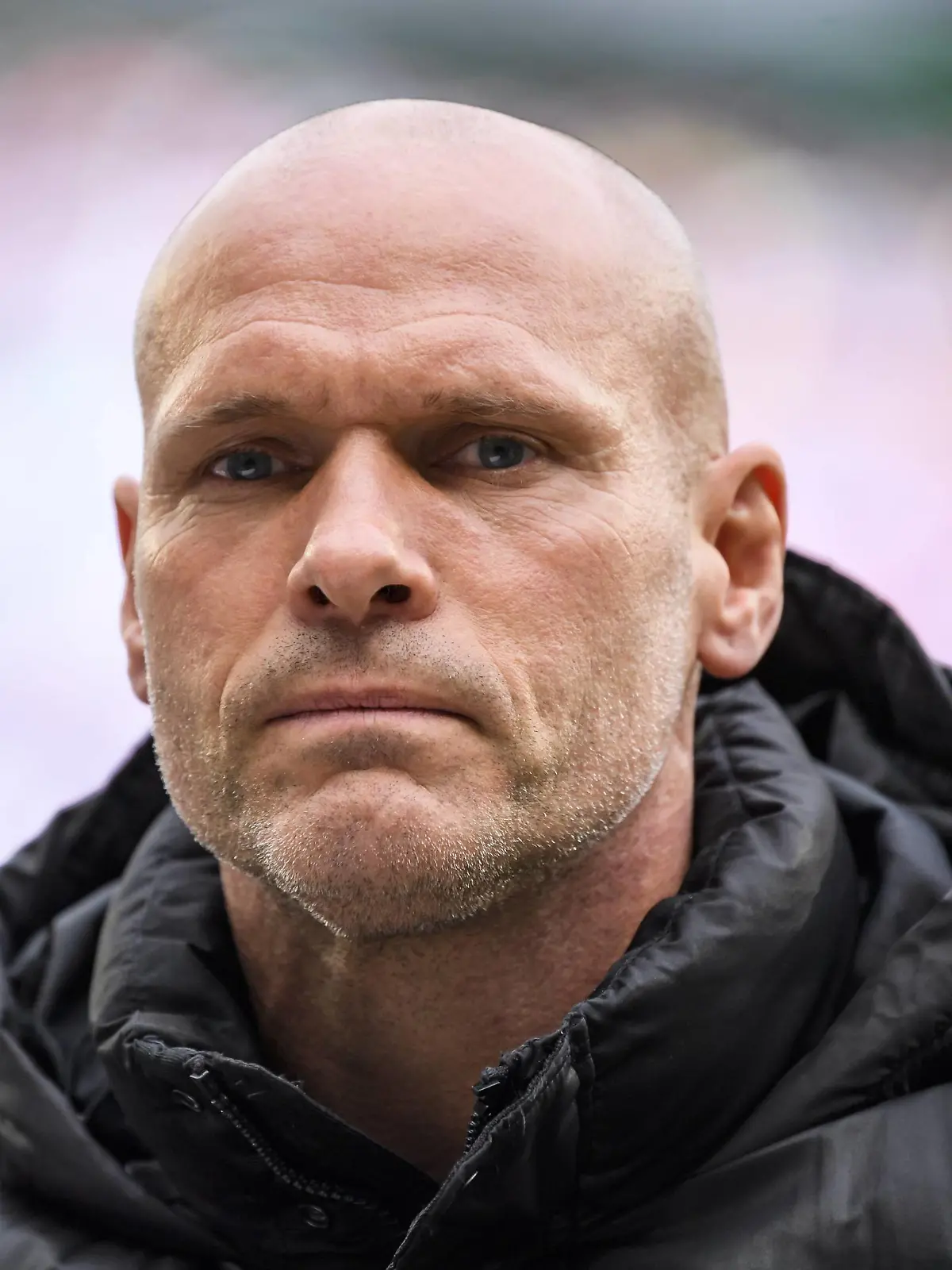  27.04.2019, xkvx, Fussball 1.Bundesliga, Hannover 96 - FSV Mainz 05 emspor, v.l. Thorsten Legat ehemaliger Fussballprofi Ansprache an die Fans von Hannover 96 DFL/DFB REGULATIONS PROHIBIT ANY USE OF PHOTOGRAPHS as IMAGE SEQUENCES and/or QUASI-VIDEO Hannover *** 27 04 2019 xkvx Football 1 Bundesliga Hannover 96 FSV Mainz 05 emspor v l Thorsten Legat former professional footballer Speech to the fans of Hannover 96 DFL DFB REGULATIONS PROHIBIT ANY USE OF PHOTOGRAPHS as IMAGE SEQUENCES and or QUASI VIDEO Hannover