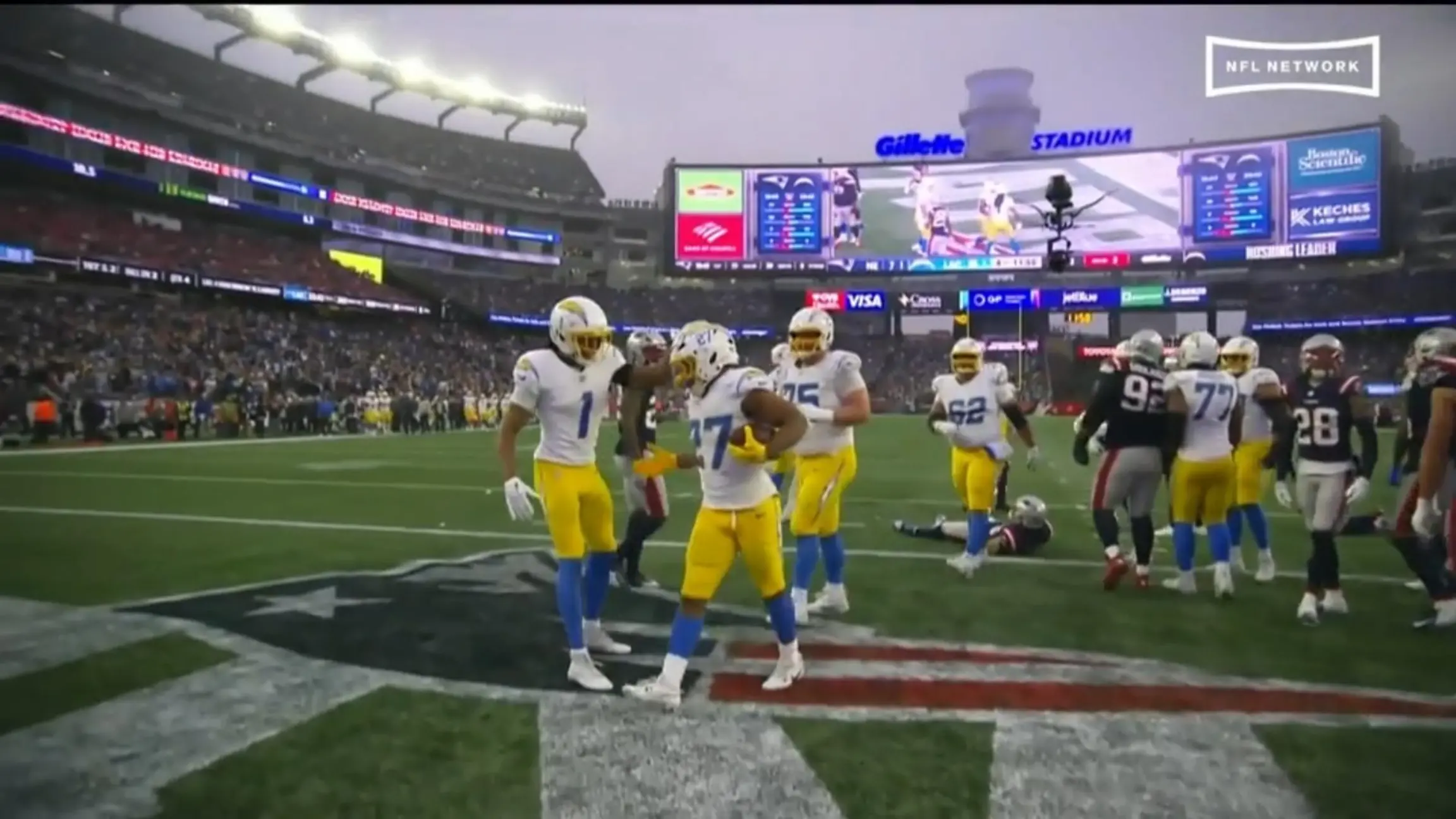 Chargers ziehen in Playoffs ein Die Highlights im Video!