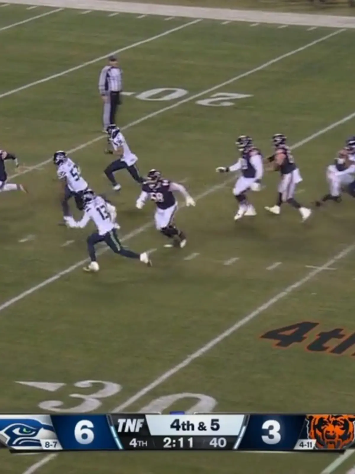 Bild zu: "Seahawks wahren Playoff-Chancen"