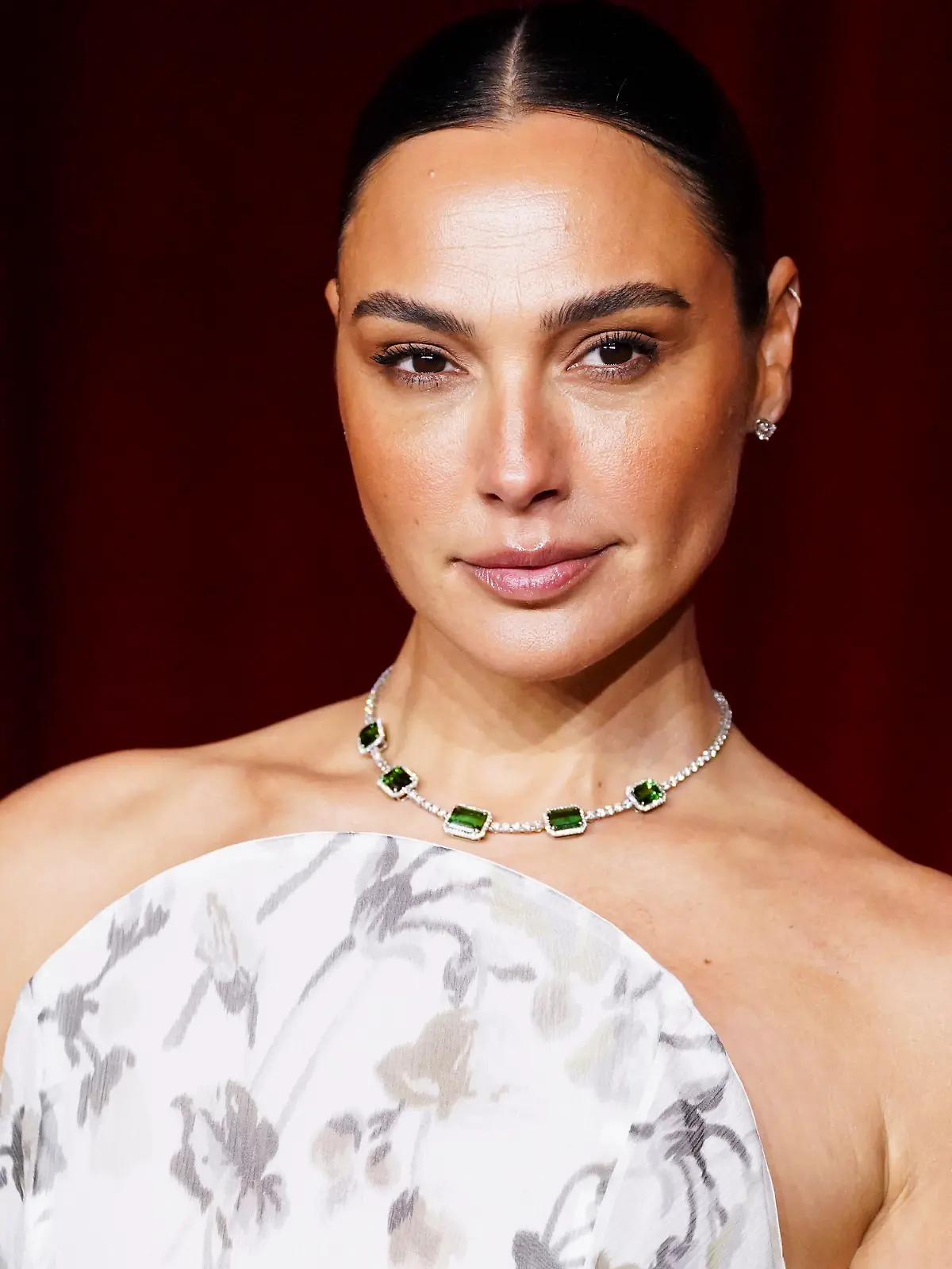 Gal Gadot kommt bei der jährlichen Academy Museum Gala im Academy Museum of Motion Pictures 2024