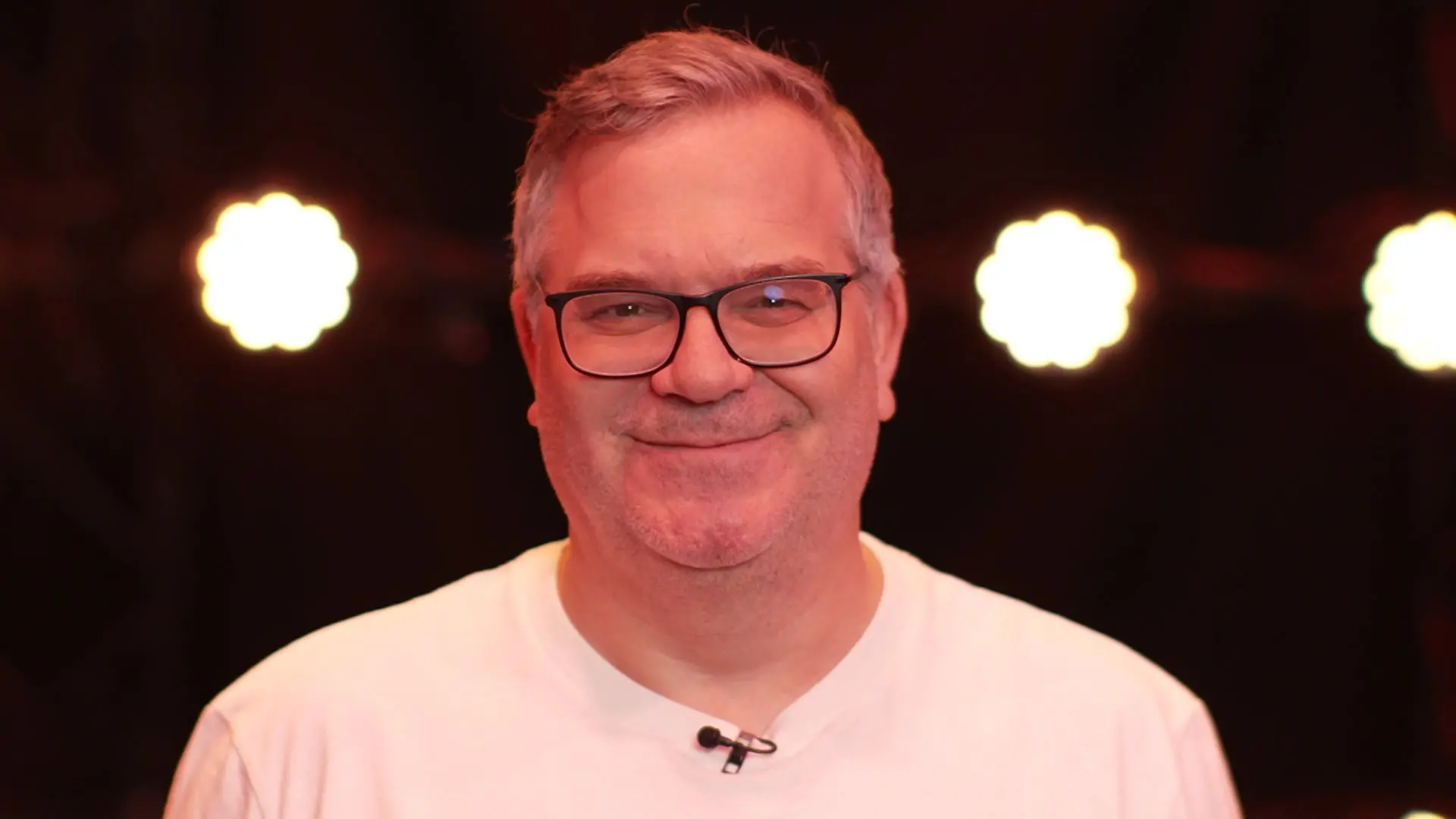 Elton will ins Dschungelcamp
