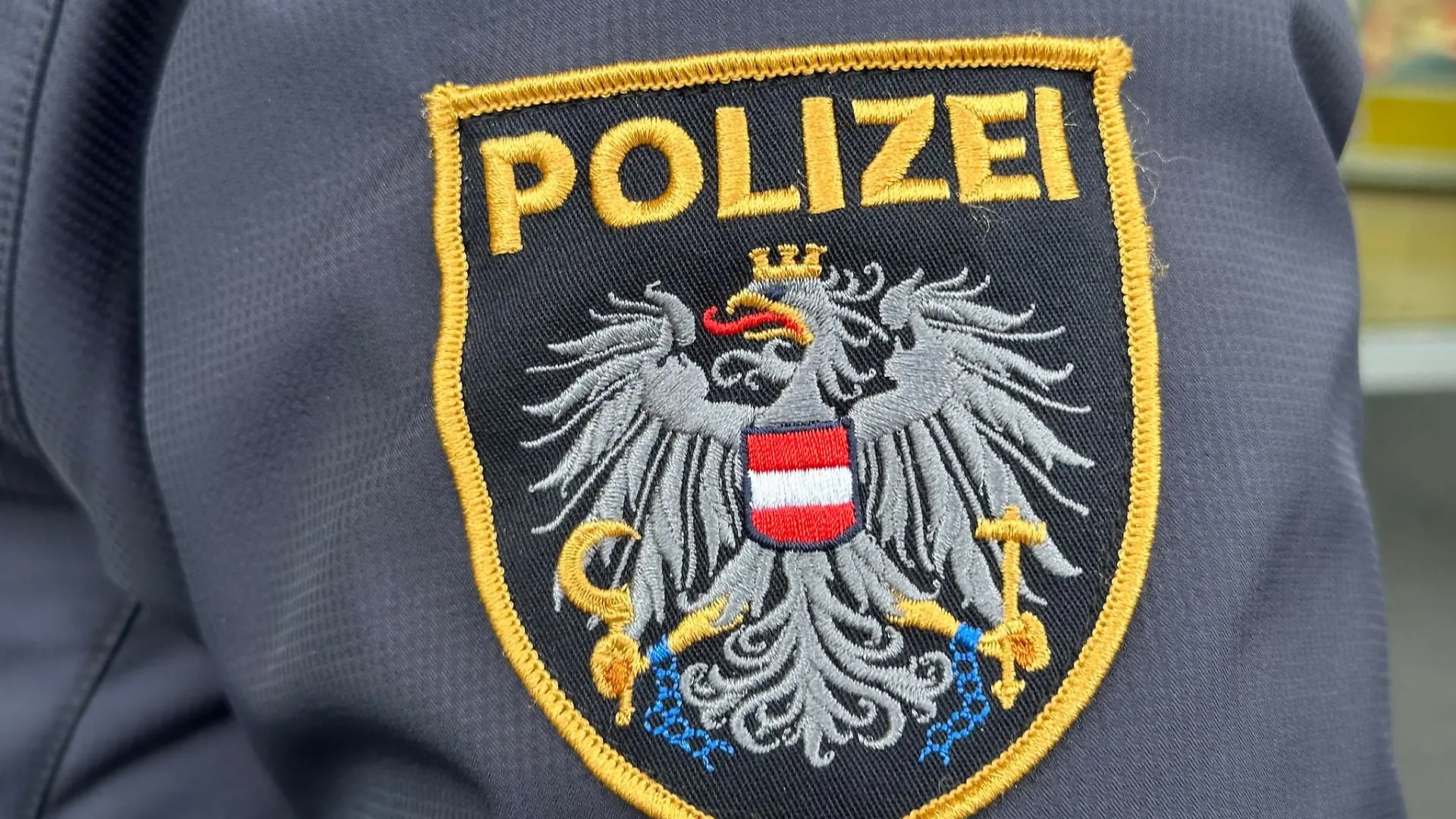 Die beiden Kinder kamen nach dem Unfall mit Knochenbrüchen in Krankenhäuser.