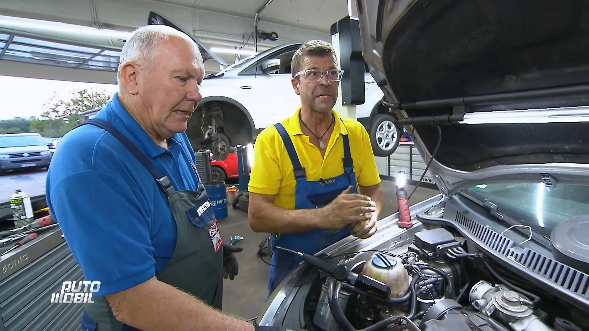 Autodoktoren suchen nach dem hartnäckigen Fehler VW Polo bleibt stumm