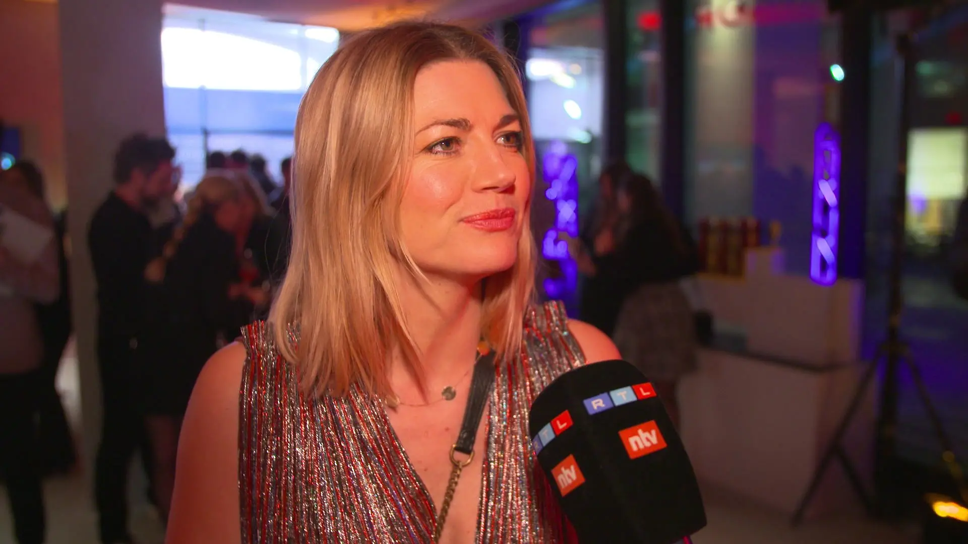 Nina Bott: Mit einfachen Tricks bekämpft sie das Lampenfieber.