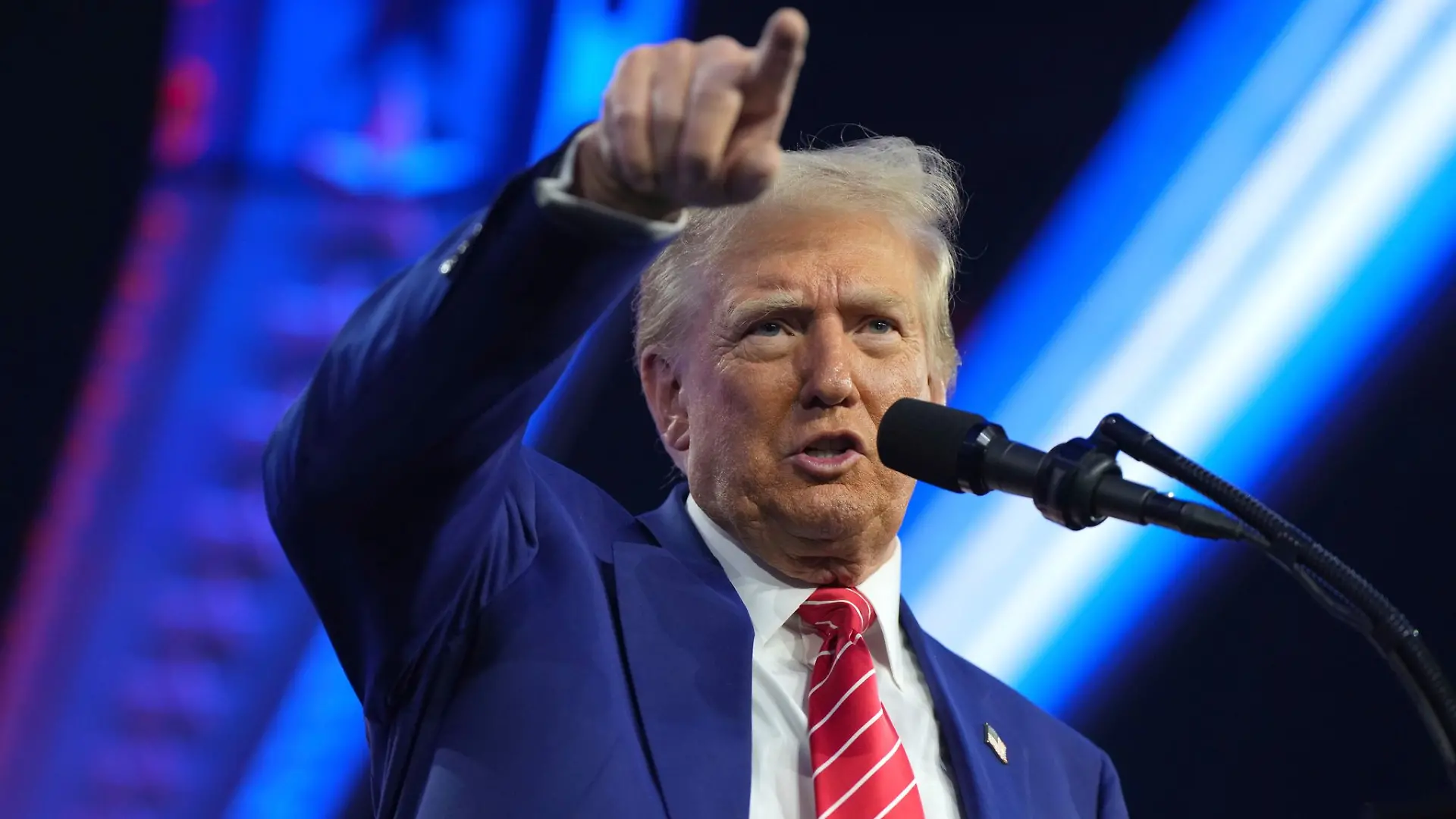 Der künftige US-Präsident Donald Trump hält wenig von Energiegewinnung durch Windkraft.