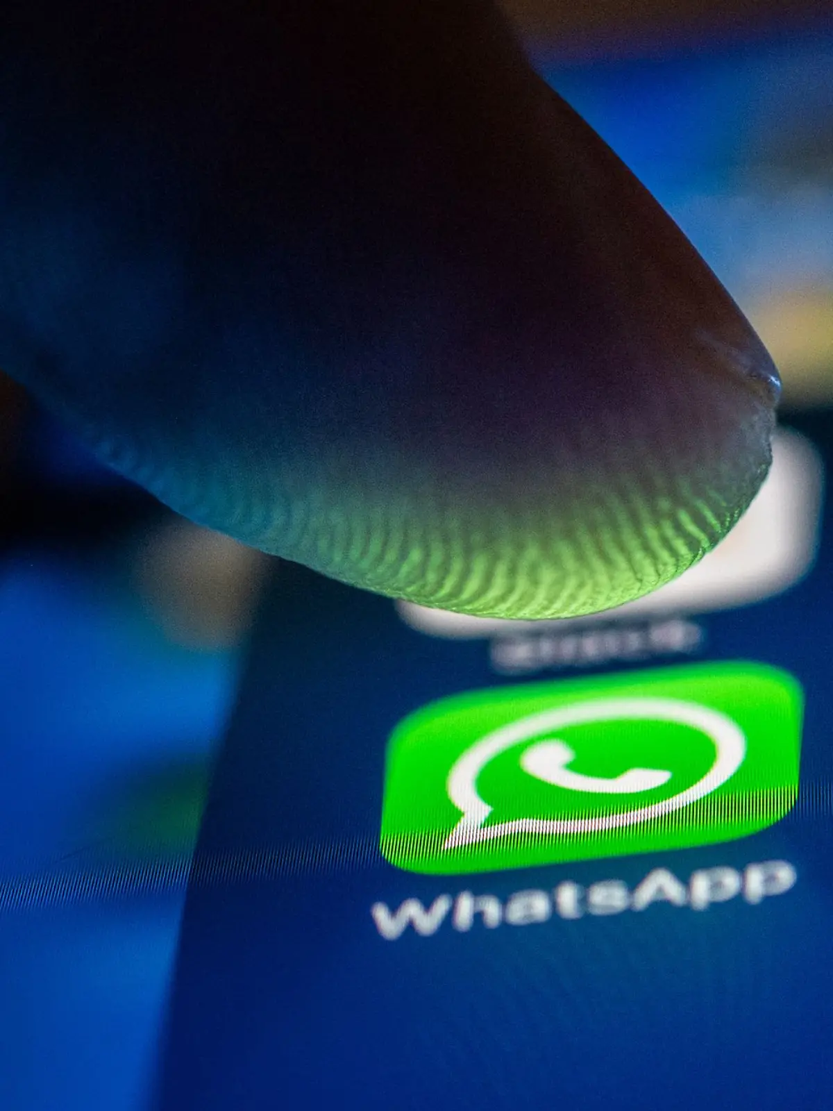 Bild zu: "Störung bei WhatsApp"