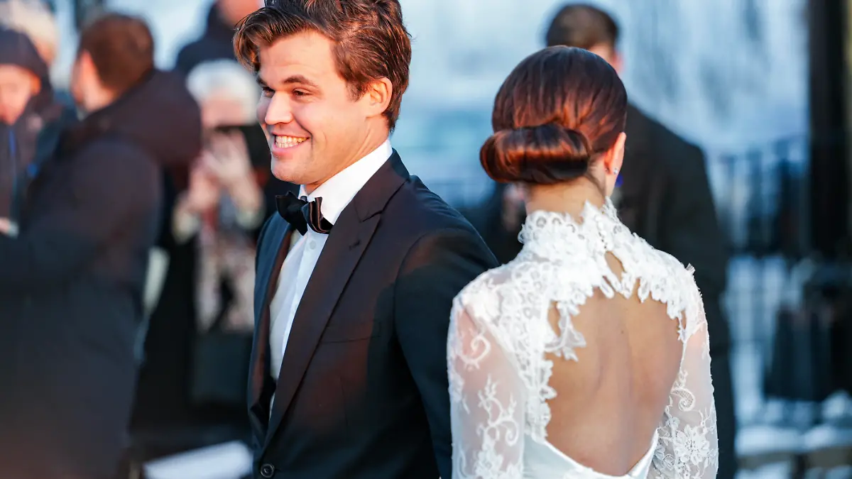 Magnus Carlsen schwebt auf Liebes-Wolke sieben.