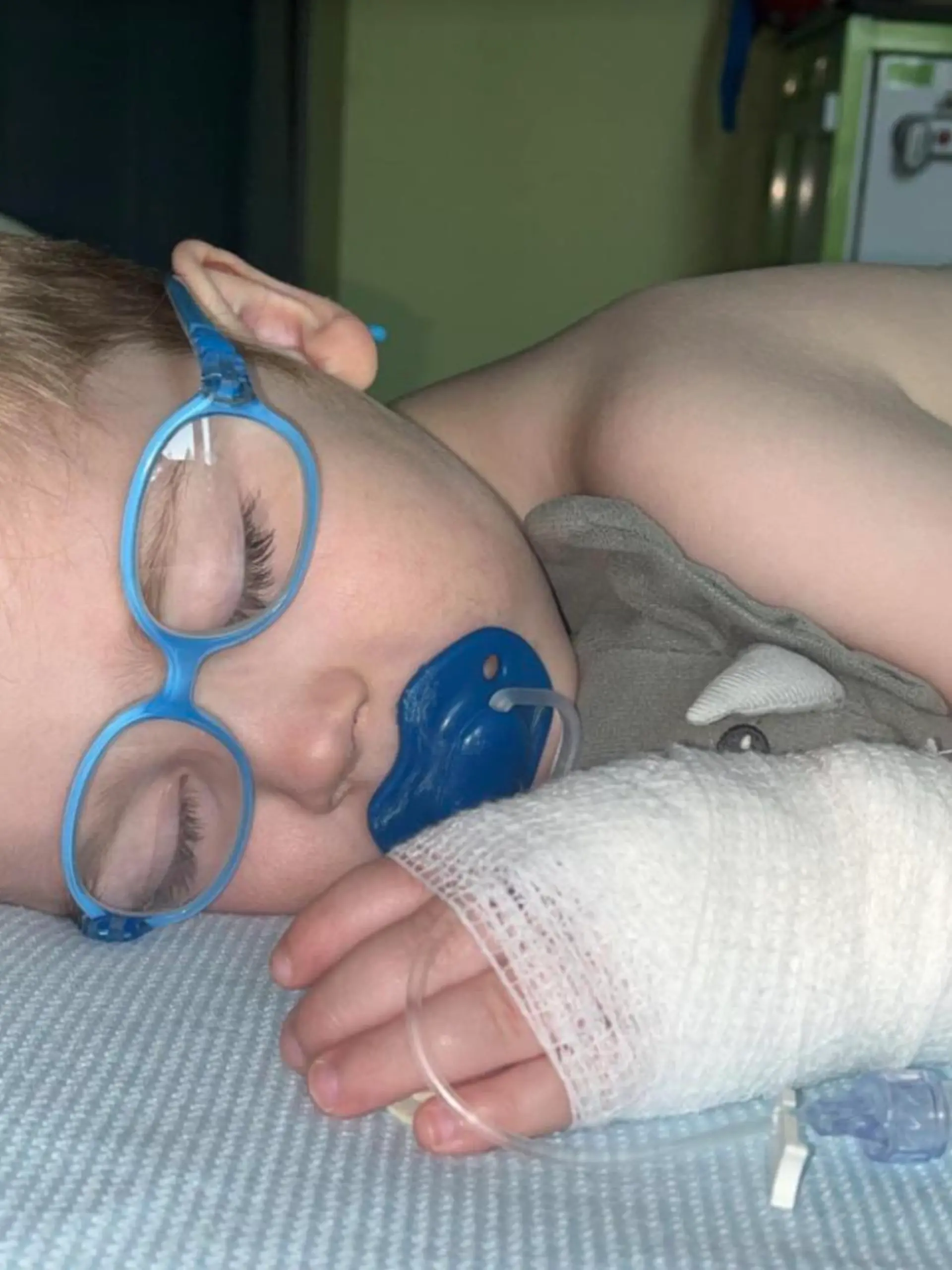 EXCLUSIVE: Billy Way, from Barry, Wales, was violently ill after suffering suspected salmonella poisoning from a Kinder Surprise egg, with doctors fearing he could fall into a coma. Mum-of-two Kasey Cooke said doctors feared her boy could fall into a coma due to his dangerously low blood sugar levels. 12 Apr 2022 Pictured: Billy Way, from Barry, Wales, was violently ill after suffering suspected salmonella poisoning from a Kinder Surprise egg, with doctors fearing he could fall into a coma. Mum-of-two Kasey Cooke said doctors feared her boy could fall into a coma due to his dangerously low blood sugar levels. Photo credit: Mirrorpix / MEGA TheMegaAgency.com +1 888 505 6342 (Mega Agency TagID: MEGA848660_003.jpg) [Photo via Mega Agency]