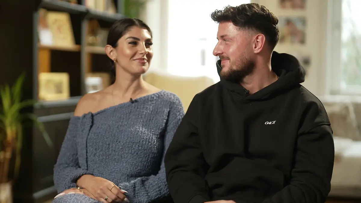 Verliebt wie eigentlich (fast) immer: Yeliz Koc und Jannik Kontalis haben sich wieder!