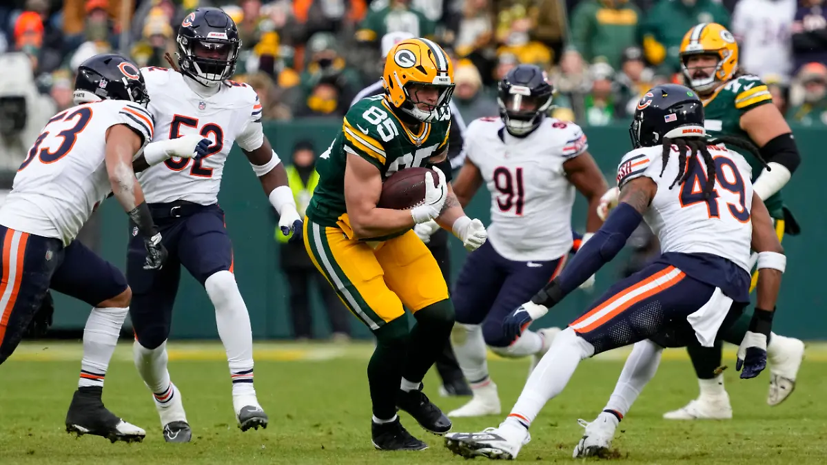 NFL: Bears watschen Packers in Eiseskälte ab - Quarterback-Schock für ...