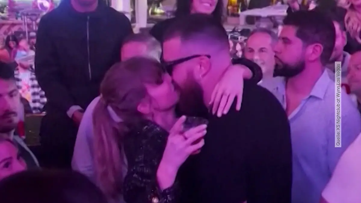 Hochzeitsgerüchte um Taylor Swift und Travis Kelce Freund heizt an