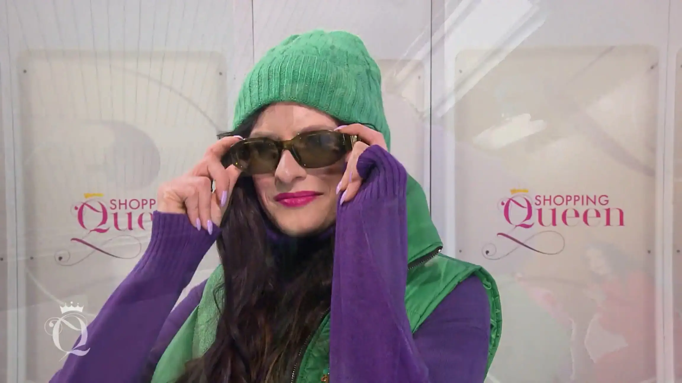 Bild von Romina sorgt für ein blau-grünes Fashion-Statement
