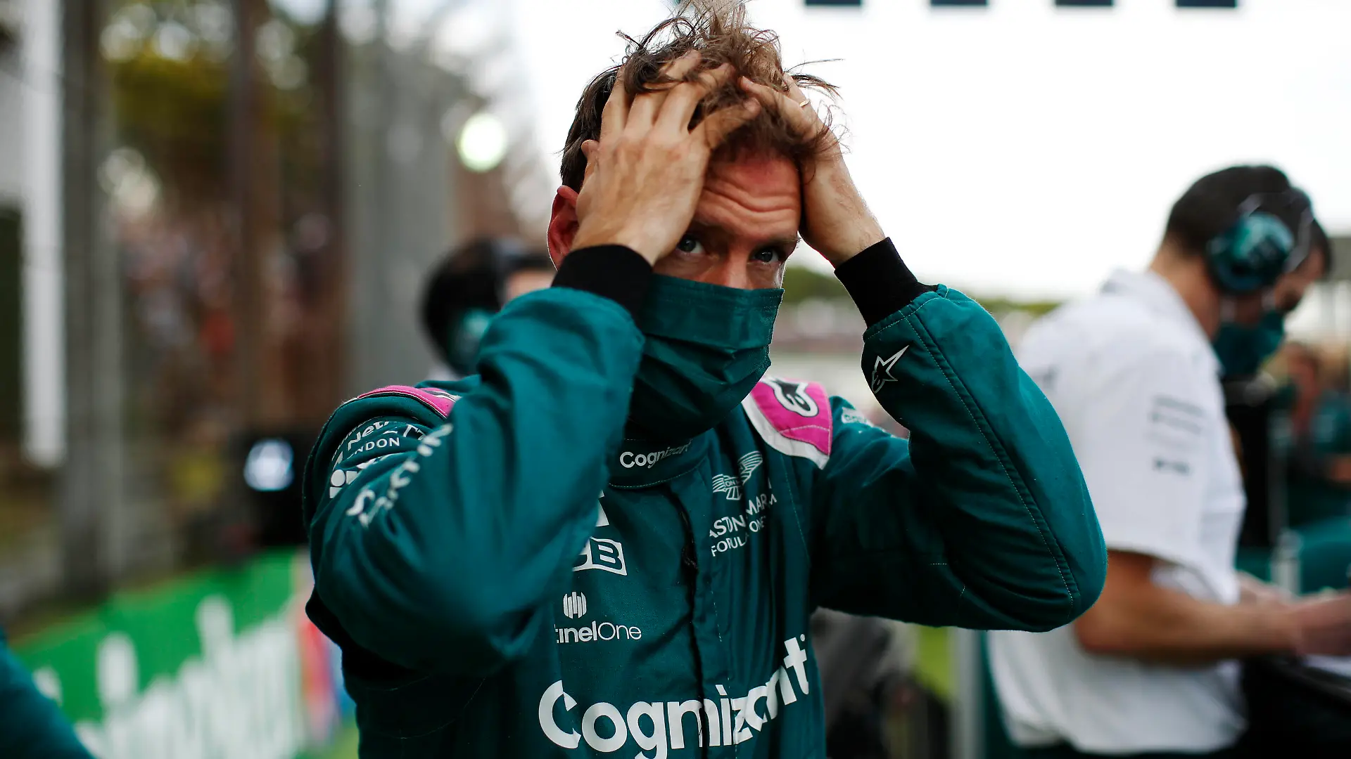 Formula 1 2021: Brazilian GP AUToDROMO JOS CARLOS PACE, BRAZIL - NOVEMBER 13: Sebastian Vettel, Aston Martin during the Brazilian GP at Autodromo Jos Carlos Pace on Saturday November 13, 2021 in Sao Paulo, Brazil. Photo by Zak Mauger / LAT Images Images PUBLICATIONxINxGERxSUIxAUTxHUNxONLY GP2119_200645_54I3930