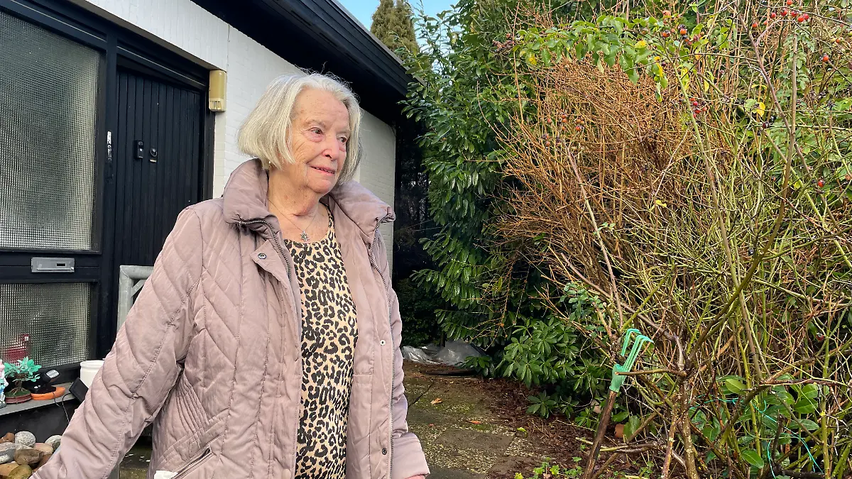 Gisela Läufer (83 Jahre alt) bekommt anstatt Weihnachtspost eine große Rechnung