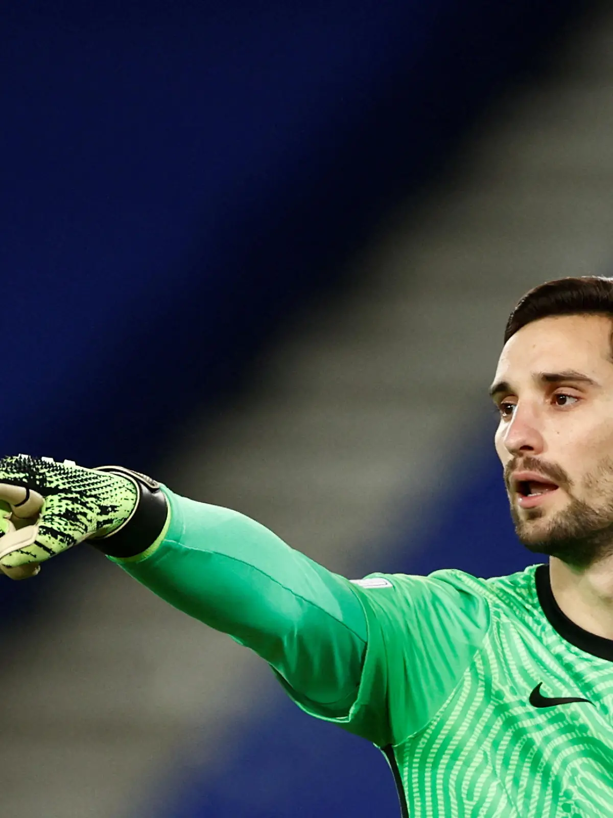 FILE PHOTO: Soccer Football - Ligue 1 - Paris St Germain v Montpellier - Parc des Princes, Paris, France - January 22, 2021 Paris St Germain's Sergio Rico reacts REUTERS/Christian Hartmann/File Photo