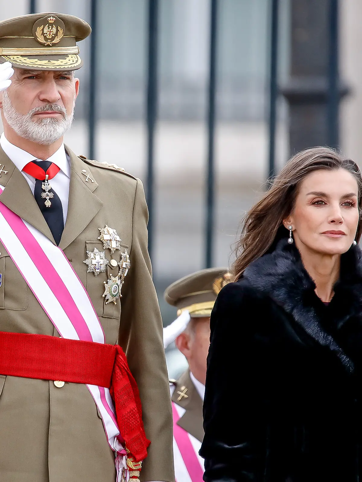 König Felipe und Königin Letizia bei der Pascua Militar in Madrid.