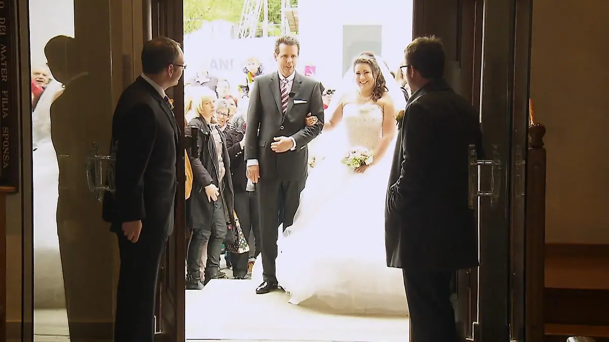 Über 40 Paare gaben sich das Ja-Wort Hochzeiten bei "Bauer sucht Frau"
